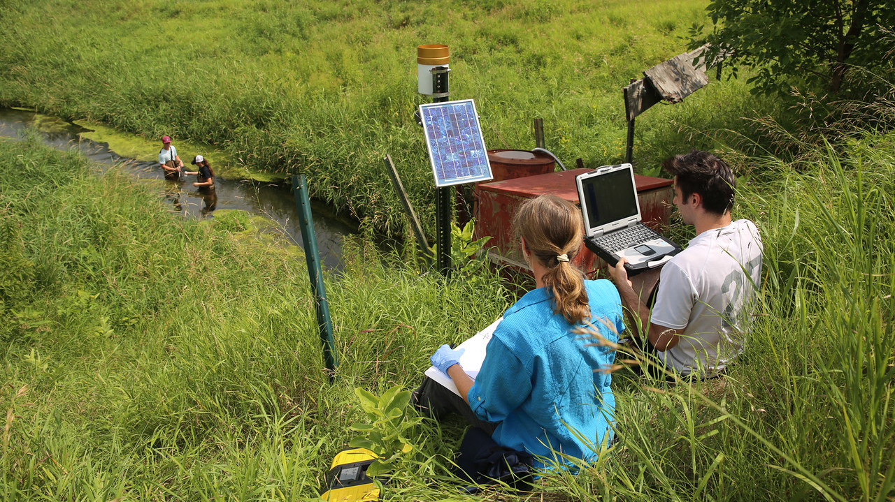 Summer Research Students Study Water Pollution Solutions in the Minnesota River Basin