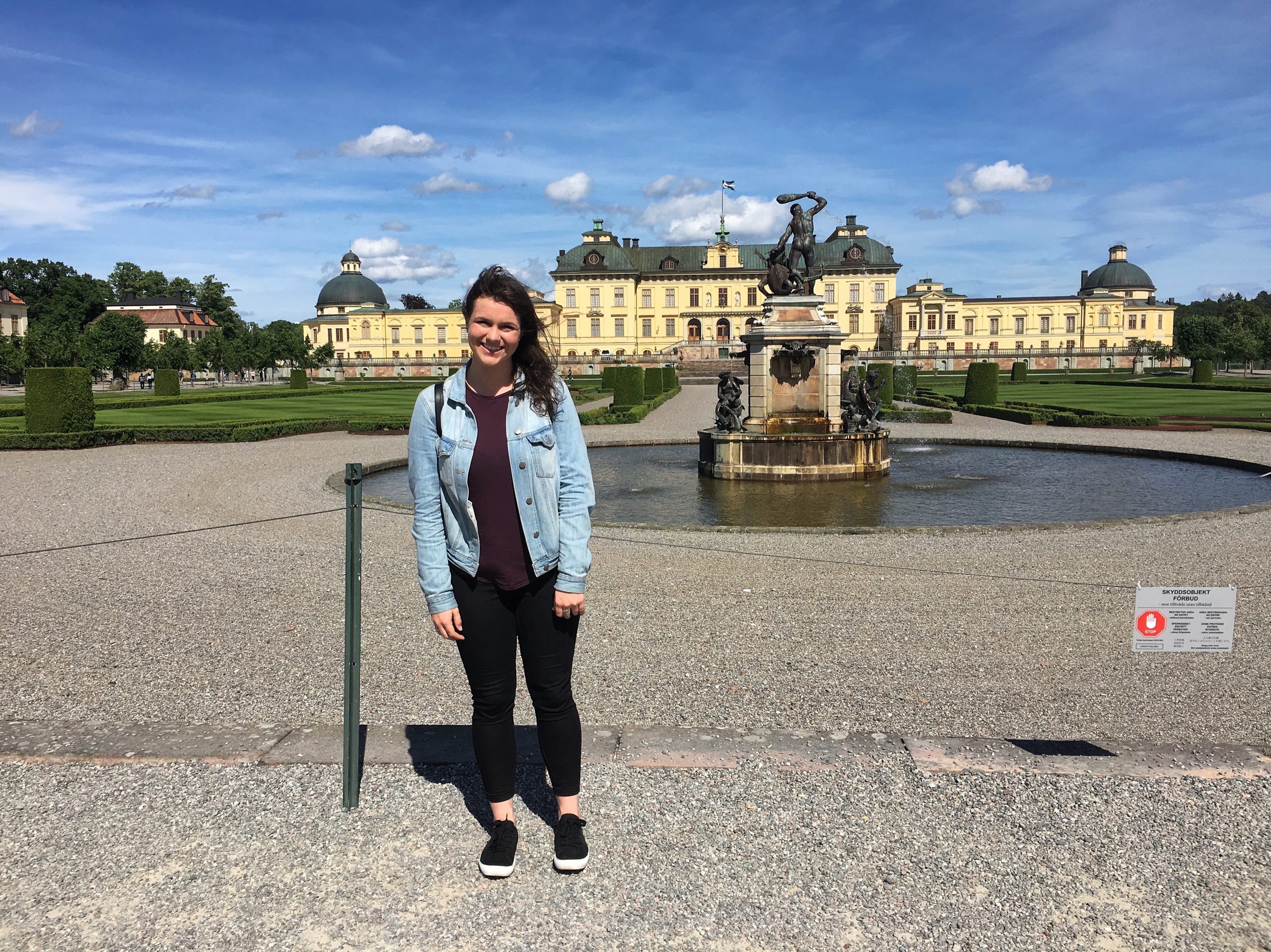 Isabella Robertson ’18 Interns in Sweden