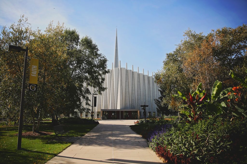 Gustavus announces alums Alicia and Ben Hilding to become Dean of ...